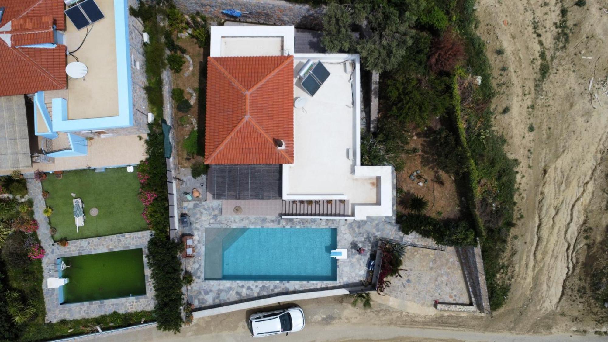 Villa Mavri Ruhige Private Pool Villa, Meerblick 아이아파라셰비 객실 사진
